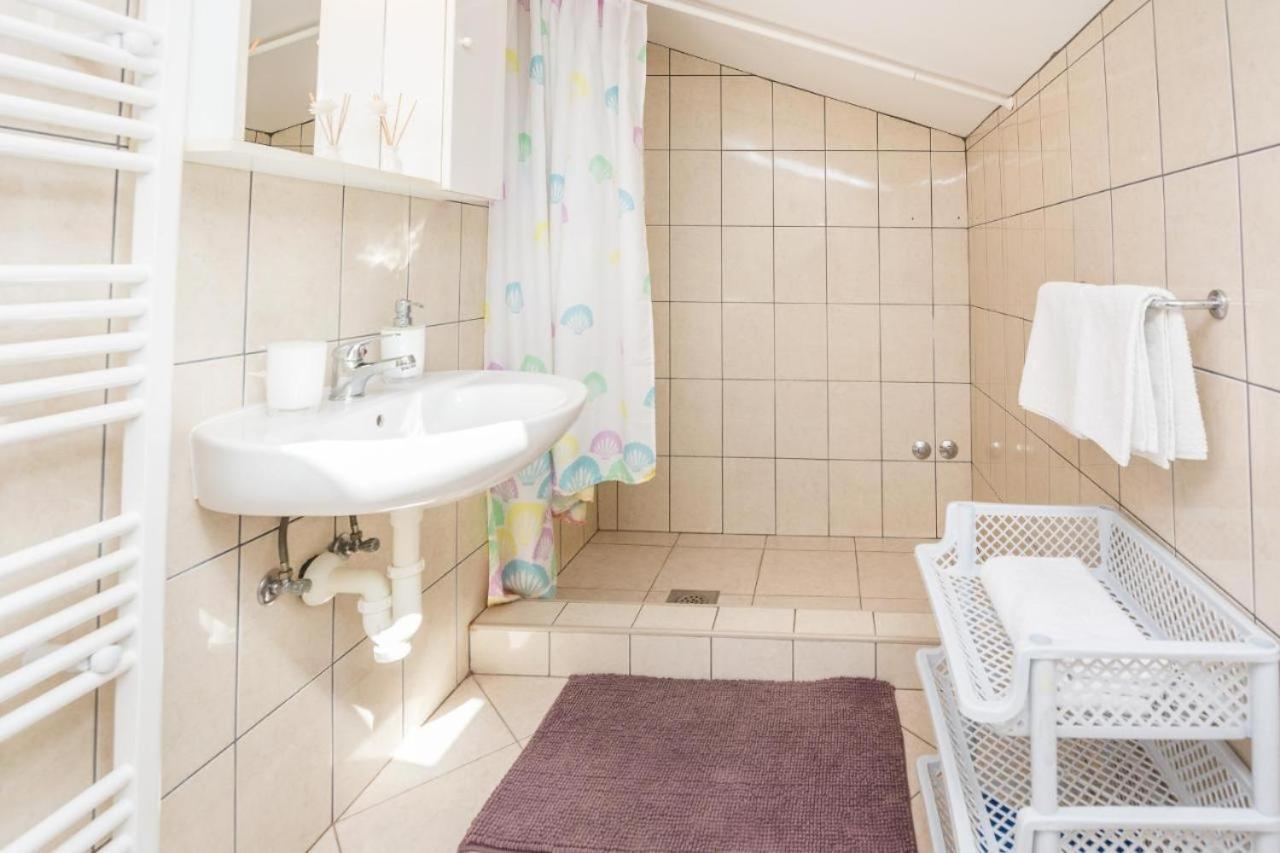 Apartments Mira Сукошан Экстерьер фото